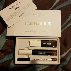 RealHer Lip Kit
